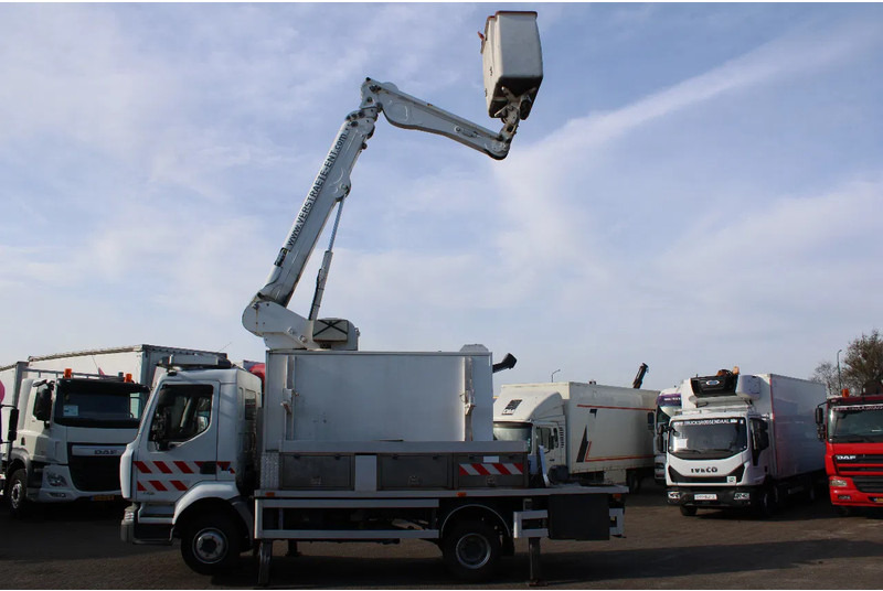 Renault Midlum 220 + manual + 16 meter - Camion: photos 2 Renault Midlum 220 + manual + 16 meter - Camion: photos 2