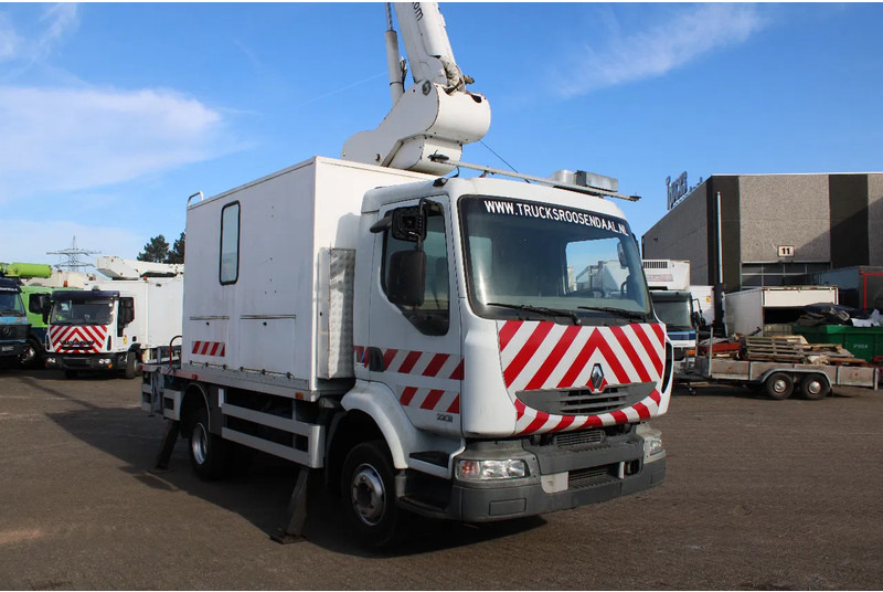 Renault Midlum 220 + manual + 16 meter - Camion: photos 5 Renault Midlum 220 + manual + 16 meter - Camion: photos 5