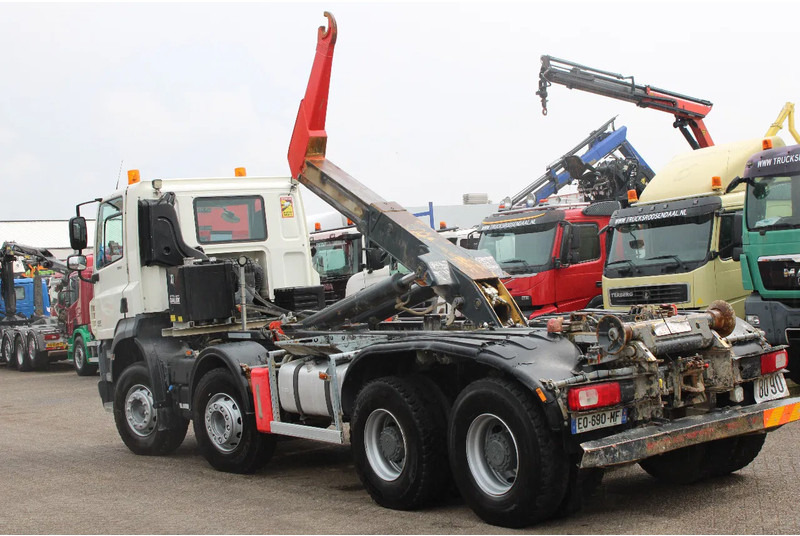 DAF CF 510 + 8X4 + HOOK 26TON + PERFCET CONDITION + 2X IN STOCK - Camion ampliroll: photos 3 DAF CF 510 + 8X4 + HOOK 26TON + PERFCET CONDITION + 2X IN STOCK - Camion ampliroll: photos 3