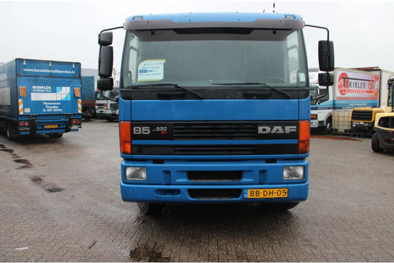 Camion porte-voitures DAF CF 65.180 + euro 2: photos 7