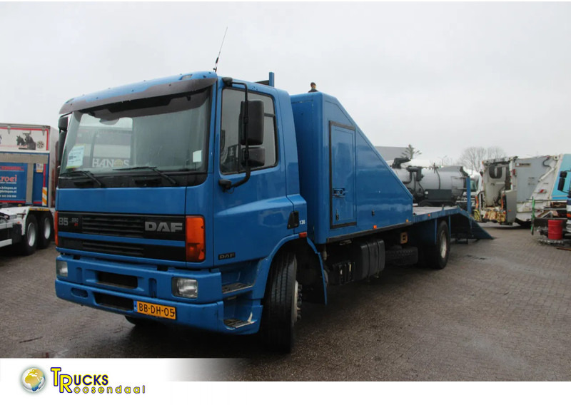 DAF CF 65.180 + euro 2 - Camion porte-voitures: photos 1 DAF CF 65.180 + euro 2 - Camion porte-voitures: photos 1