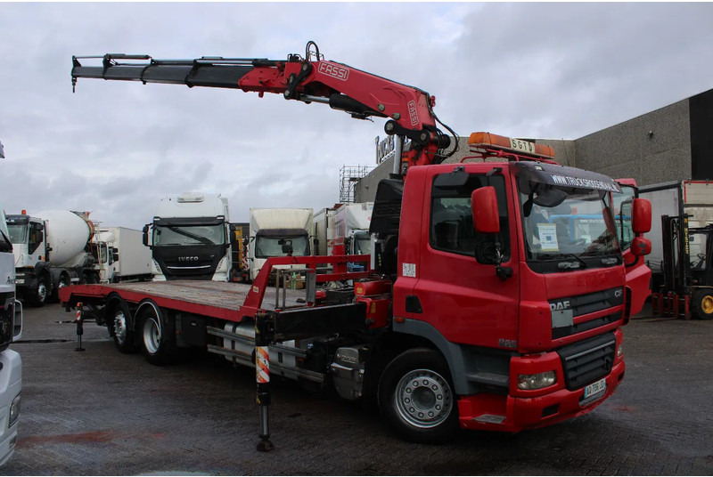 DAF CF 85.410 + FASSI 33ton + transporter edition + winch hydrolic + 6x2 + remote E5 - Camion grue: photos 5 DAF CF 85.410 + FASSI 33ton + transporter edition + winch hydrolic + 6x2 + remote E5 - Camion grue: photos 5