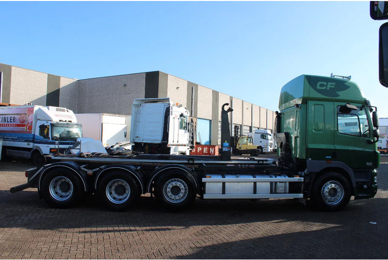DAF CF 85.460 8X4 + 30 TON VDL hook + euro 5 - Camion ampliroll: photos 5 DAF CF 85.460 8X4 + 30 TON VDL hook + euro 5 - Camion ampliroll: photos 5