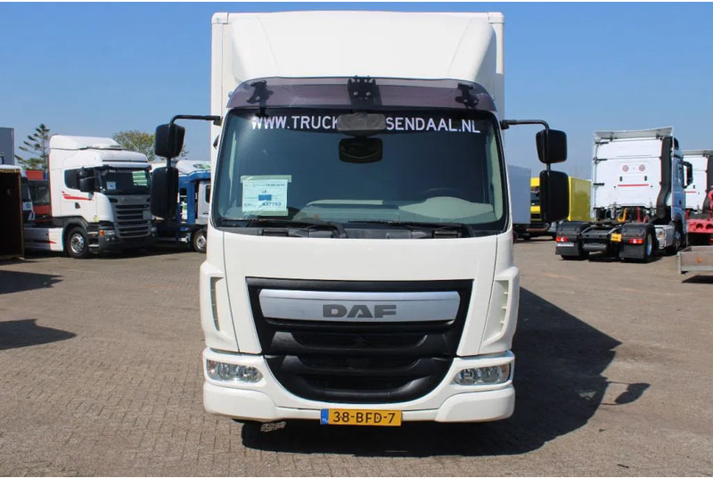 DAF LF 180 + Euro 6 + Dhollandia Lift + 12t - Camion fourgon: photos 2 DAF LF 180 + Euro 6 + Dhollandia Lift + 12t - Camion fourgon: photos 2