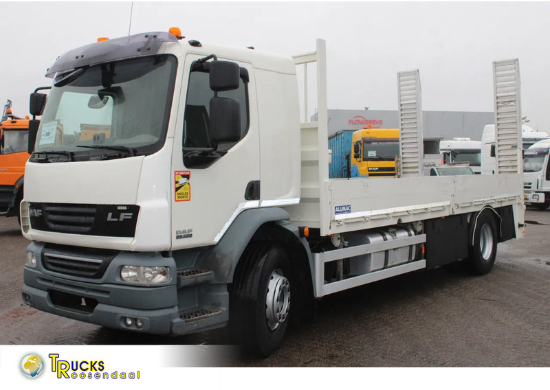 DAF LF 55.220 + EURO 5 - Camion porte-voitures: photos 1 DAF LF 55.220 + EURO 5 - Camion porte-voitures: photos 1