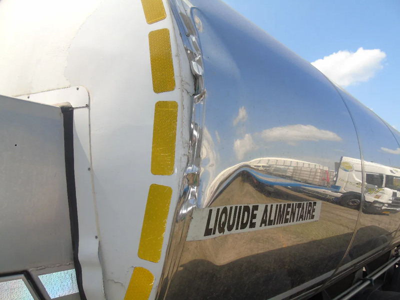 ETA 29.000 LITER + INOX + MILK + WATER - Semi-remorque citerne: photos 5 ETA 29.000 LITER + INOX + MILK + WATER - Semi-remorque citerne: photos 5