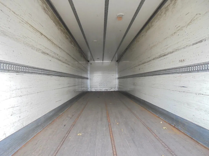 HTF HZCT 32 + 2 AXLE + AMA LIFT - Semi-remorque fourgon: photos 4 HTF HZCT 32 + 2 AXLE + AMA LIFT - Semi-remorque fourgon: photos 4
