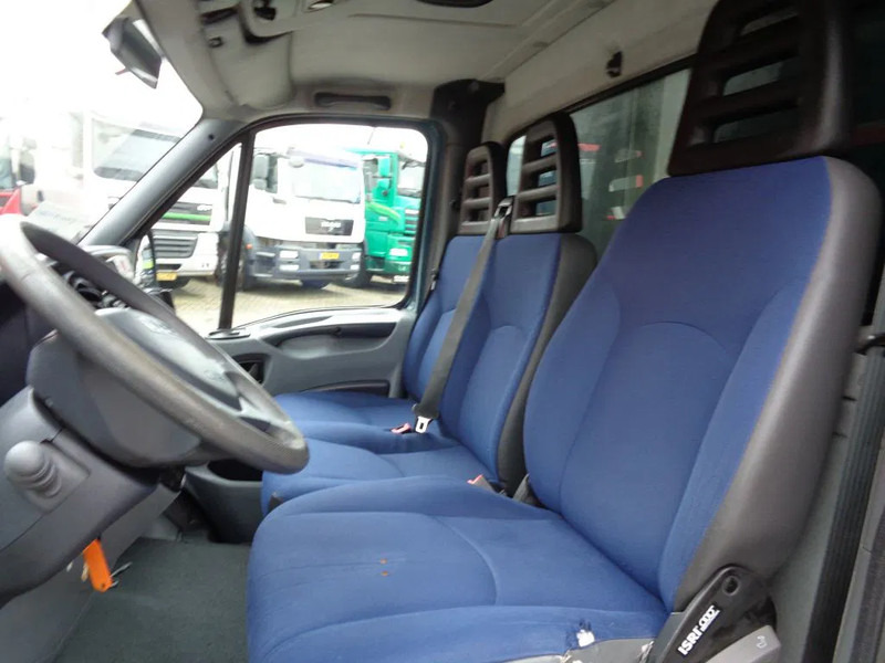 Iveco Daily 50c15 x+ Manual + Carrier + Flower transport + cooling/heating - Utilitaire frigorifique: photos 4 Iveco Daily 50c15 x+ Manual + Carrier + Flower transport + cooling/heating - Utilitaire frigorifique: photos 4