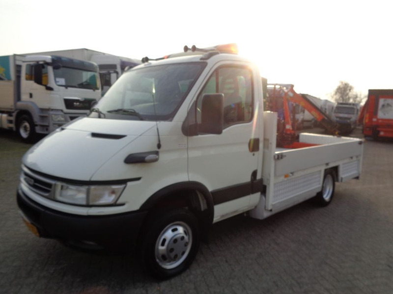 Iveco Daily reserved !!! 40C17 + Manual - Utilitaire plateau: photos 2 Iveco Daily reserved !!! 40C17 + Manual - Utilitaire plateau: photos 2