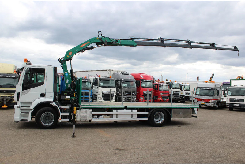 Iveco Stralis 400 + PM SERIE 13 4X HYDROLIC + EURO 6 + REMOTE - Camion grue: photos 2 Iveco Stralis 400 + PM SERIE 13 4X HYDROLIC + EURO 6 + REMOTE - Camion grue: photos 2