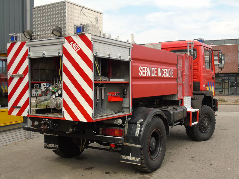 MAN F16 .240 + 4x4 + PUMPS COMPLETE + MANUAL + SPRING + 24.416KM - Camion de pompier: photos 4 MAN F16 .240 + 4x4 + PUMPS COMPLETE + MANUAL + SPRING + 24.416KM - Camion de pompier: photos 4