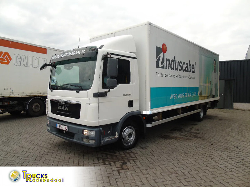 MAN TGL 12.250 + EURO 5 + LIFT - Camion fourgon: photos 1 MAN TGL 12.250 + EURO 5 + LIFT - Camion fourgon: photos 1