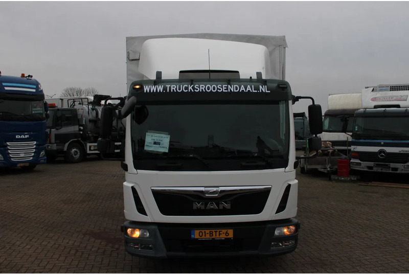 MAN TGL 8.220 + EURO 6 + LIFT - Camion fourgon: photos 2 MAN TGL 8.220 + EURO 6 + LIFT - Camion fourgon: photos 2