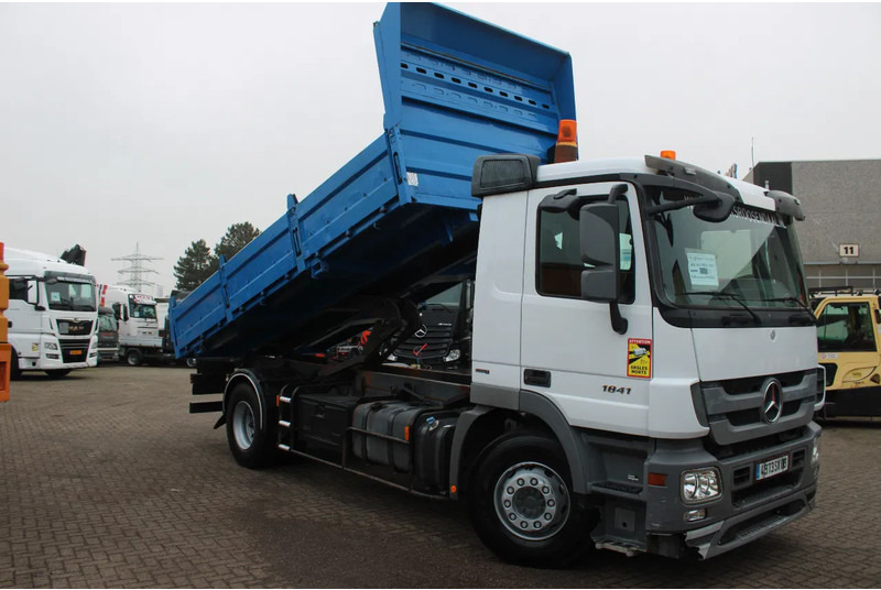 Mercedes-Benz Actros 1941 + TIPPER + spring - Camion benne: photos 3 Mercedes-Benz Actros 1941 + TIPPER + spring - Camion benne: photos 3