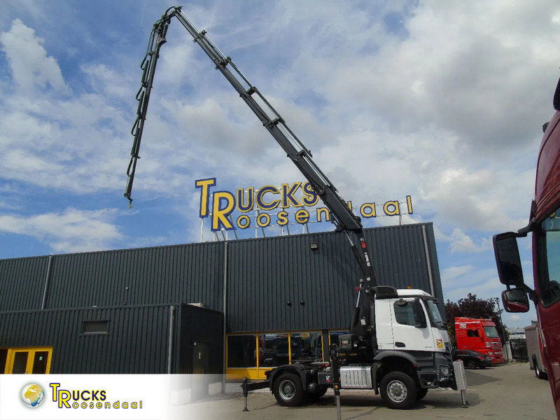 Mercedes-Benz Arocs 2051 + 4X4 + HIAB 302 E6 / JIB 70 X 4 + 10 EXTENTSIONS (512hours) - Camion grue: photos 1 Mercedes-Benz Arocs 2051 + 4X4 + HIAB 302 E6 / JIB 70 X 4 + 10 EXTENTSIONS (512hours) - Camion grue: photos 1