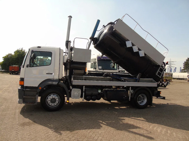 Mercedes-Benz Atego 1923 + 8.800 liter INOX + complete pump/tipper/functional + EURO 2 - Camion hydrocureur: photos 2 Mercedes-Benz Atego 1923 + 8.800 liter INOX + complete pump/tipper/functional + EURO 2 - Camion hydrocureur: photos 2