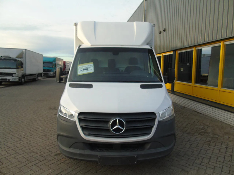 Mercedes-Benz Sprinter 314 + lift - Fourgon grand volume: photos 2 Mercedes-Benz Sprinter 314 + lift - Fourgon grand volume: photos 2