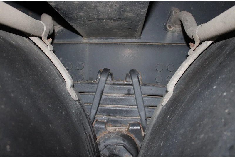 Scania P410 + atlas 190 4x hydrolic + 6x4 remote + EURO 6 + SPRING SUSPENSION - Camion grue: photos 4 Scania P410 + atlas 190 4x hydrolic + 6x4 remote + EURO 6 + SPRING SUSPENSION - Camion grue: photos 4