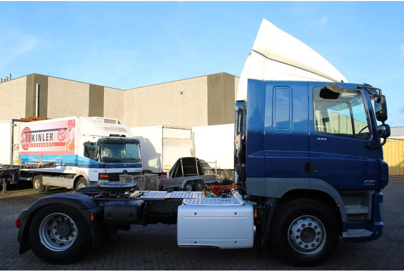 DAF CF 370 + EURO 6 - Tracteur routier: photos 4 DAF CF 370 + EURO 6 - Tracteur routier: photos 4