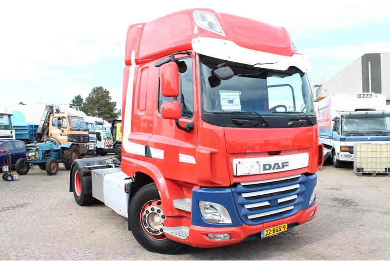 DAF CF 440 + EURO 6 + adr - Tracteur routier: photos 3 DAF CF 440 + EURO 6 + adr - Tracteur routier: photos 3