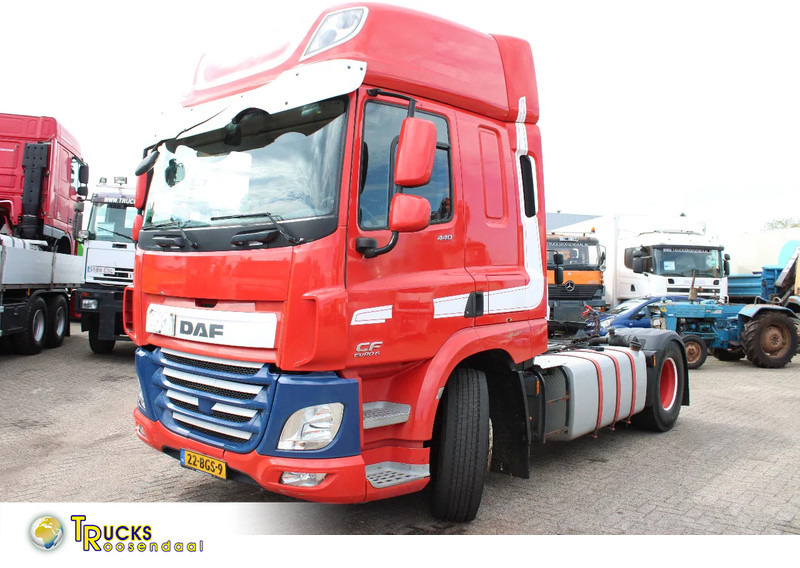 DAF CF 440 + EURO 6 + adr - Tracteur routier: photos 1 DAF CF 440 + EURO 6 + adr - Tracteur routier: photos 1