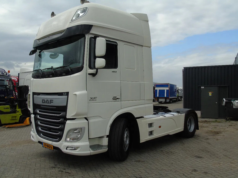 DAF XF 460 + EURO 6 + SPOILER - Tracteur routier: photos 2 DAF XF 460 + EURO 6 + SPOILER - Tracteur routier: photos 2