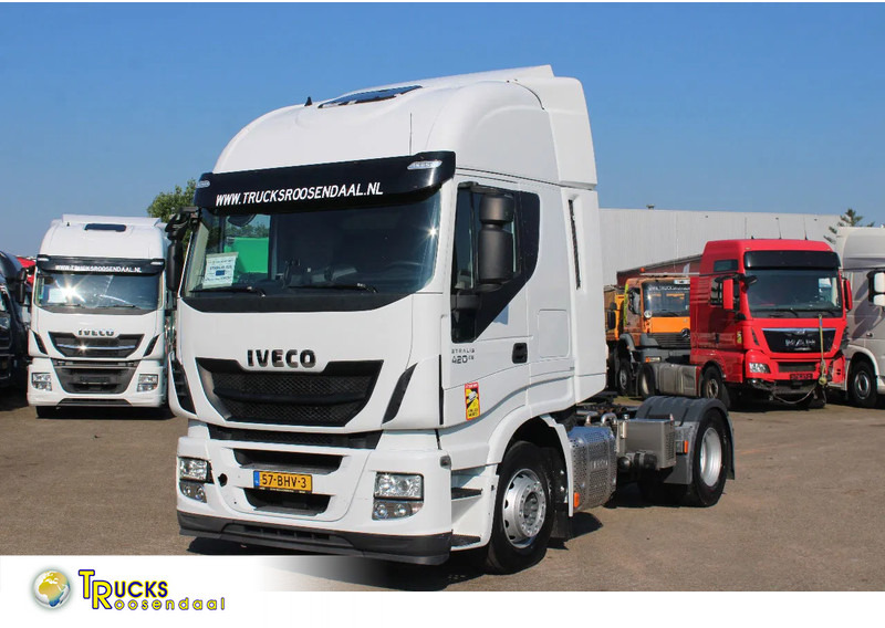 Iveco Stralis 420 + EURO 6 - Tracteur routier: photos 1 Iveco Stralis 420 + EURO 6 - Tracteur routier: photos 1