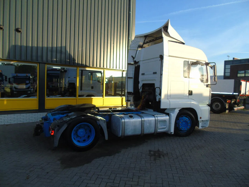 MAN TGA 18.400 + mega + manual + SPOILER - Tracteur routier: photos 4 MAN TGA 18.400 + mega + manual + SPOILER - Tracteur routier: photos 4