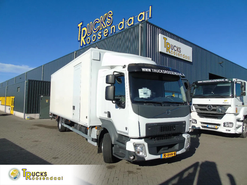 Volvo FL 250 + euro 6 + lift + 12T - Camion fourgon: photos 1 Volvo FL 250 + euro 6 + lift + 12T - Camion fourgon: photos 1