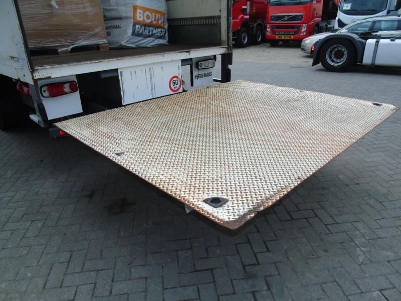 Volvo FL 260 + 18T + LIFT - Camion fourgon: photos 5 Volvo FL 260 + 18T + LIFT - Camion fourgon: photos 5