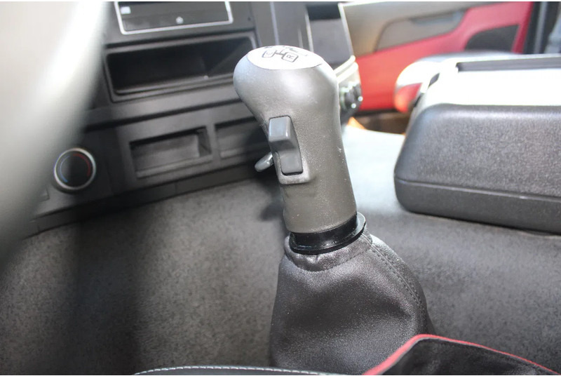 Camion grue Volvo FMX 420 + PALFINGER 34002 SH F + 8X4 + EURO 6 + STEERING: photos 14
