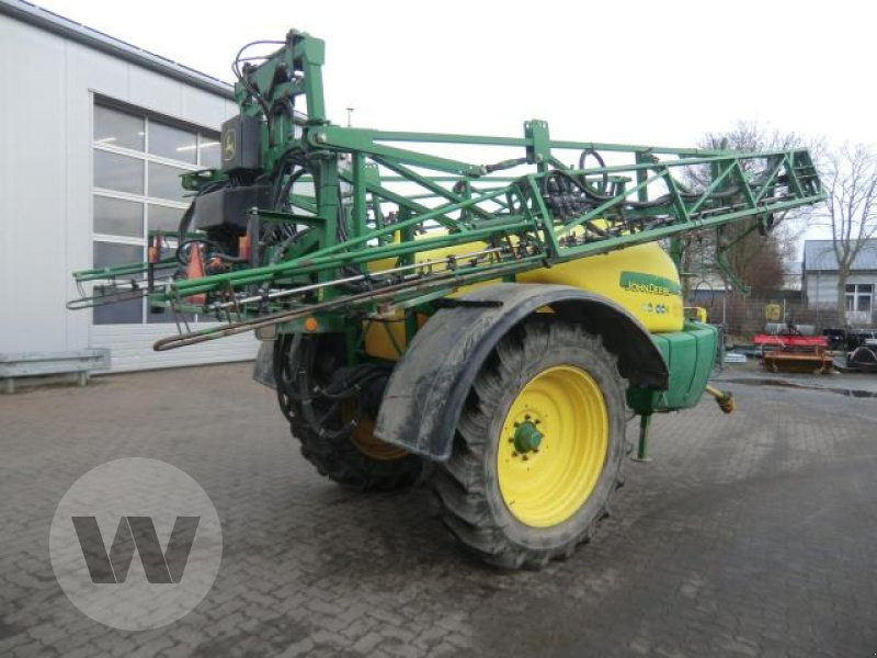 John Deere TRSP 732 - Pulvérisateur traîné: photos 2 John Deere TRSP 732 - Pulvérisateur traîné: photos 2