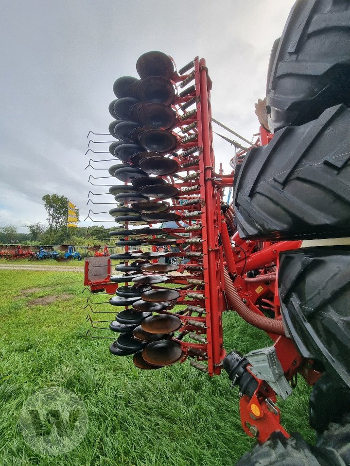 Kverneland U-Drill - Semoir: photos 3 Kverneland U-Drill - Semoir: photos 3