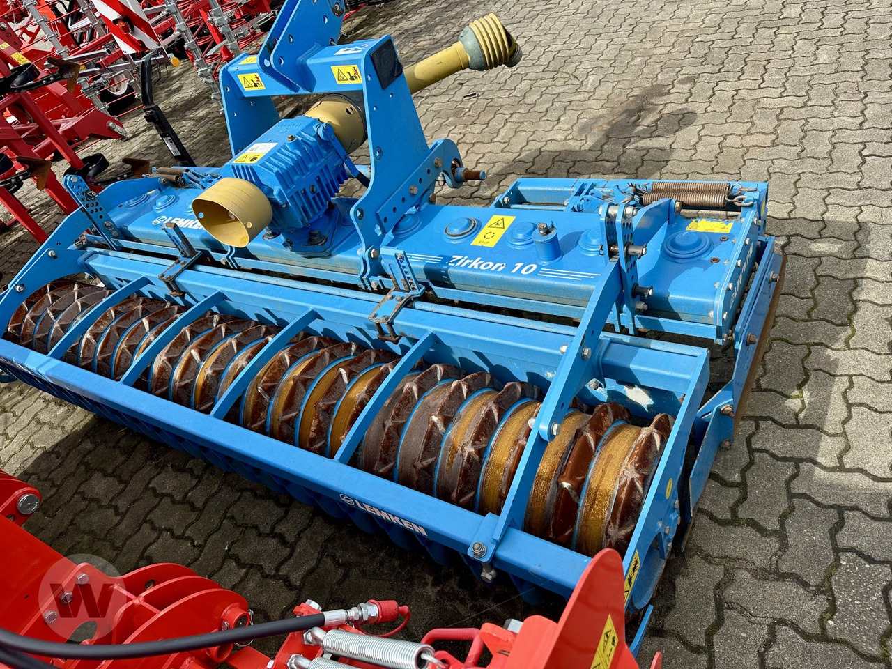 Lemken Zirkon 10/300 - Herse rotative: photos 2 Lemken Zirkon 10/300 - Herse rotative: photos 2