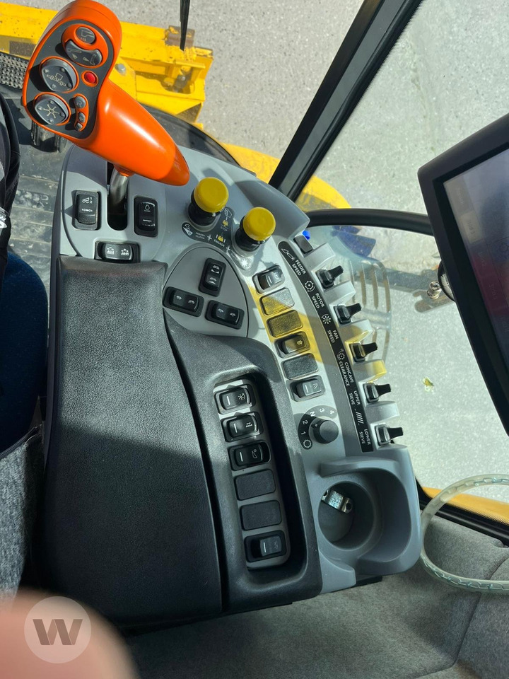 Moissonneuse-batteuse New Holland CR 8080: photos 11