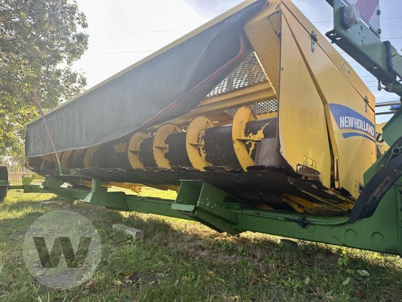 New Holland GPS Schneidwerk - Accessoire aux ensileuses: photos 1 New Holland GPS Schneidwerk - Accessoire aux ensileuses: photos 1