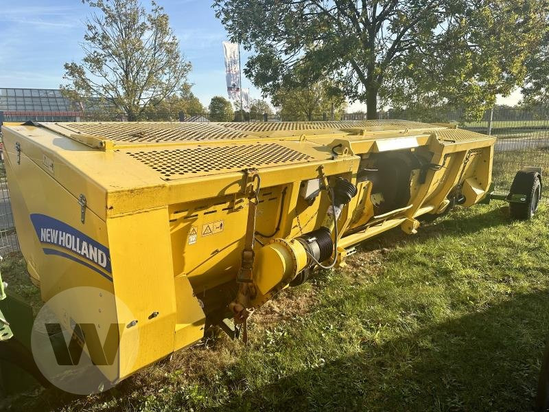 New Holland GPS Schneidwerk - Accessoire aux ensileuses: photos 3 New Holland GPS Schneidwerk - Accessoire aux ensileuses: photos 3
