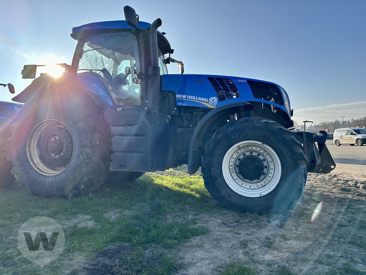 New Holland T 8.360 - Tracteur agricole: photos 1 New Holland T 8.360 - Tracteur agricole: photos 1