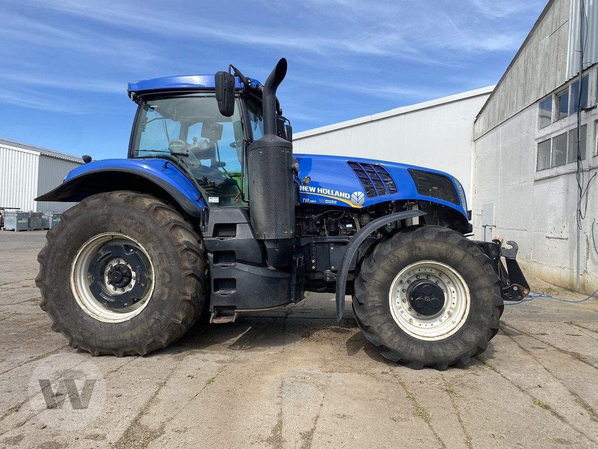 New Holland T 8.380 UC - Tracteur agricole: photos 3 New Holland T 8.380 UC - Tracteur agricole: photos 3