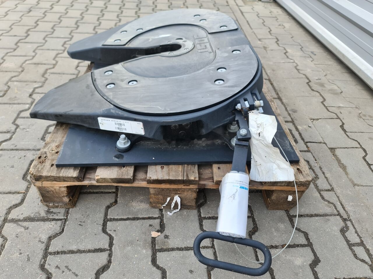 Jost JSK37ME140E1W JSK 37ME 140 12981641 MP 0815-074 - Sellette d'attelage pour Camion: photos 2 Jost JSK37ME140E1W JSK 37ME 140 12981641 MP 0815-074 - Sellette d'attelage pour Camion: photos 2