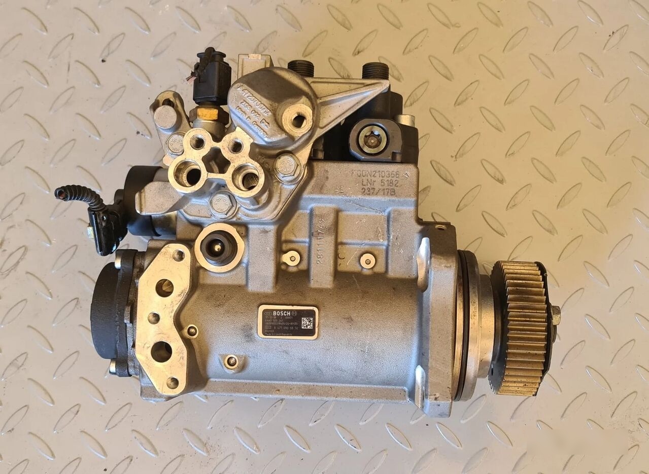 Pompe à carburant pour Camion Mercedes-Benz ACTROS MP4 truck: photos 1