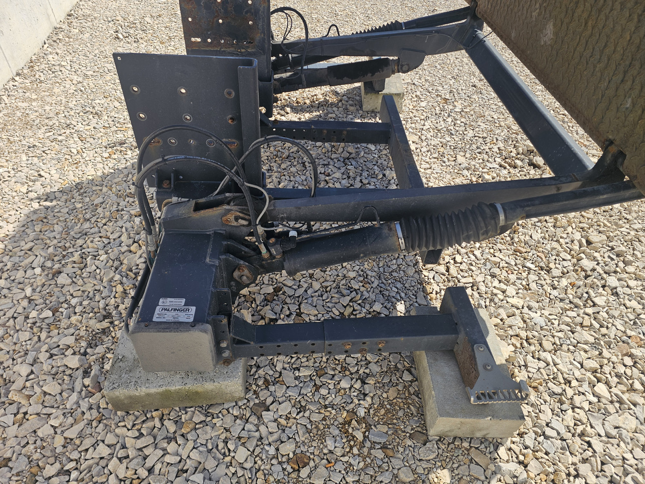 Hayon élévateur PALFINGER MBB C 2000 L / 2020 / 2000KG: photos 7 Hayon élévateur PALFINGER MBB C 2000 L / 2020 / 2000KG: photos 7