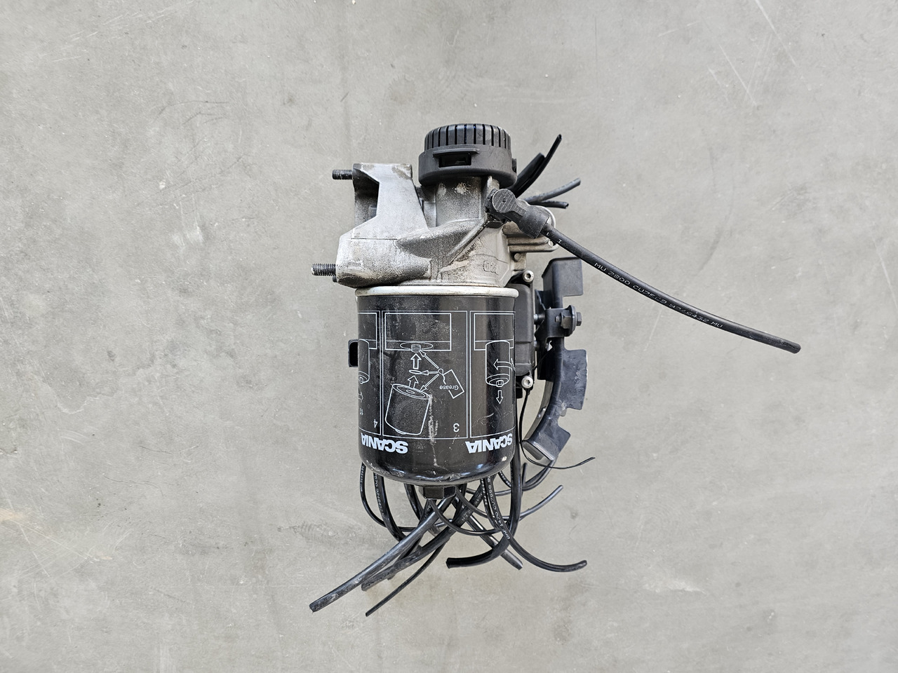 SCANIA APS AIR DRYIER VALVE / 2608040 / WORLDWIDE DELIVERY - Valve de frein: photos 3 SCANIA APS AIR DRYIER VALVE / 2608040 / WORLDWIDE DELIVERY - Valve de frein: photos 3