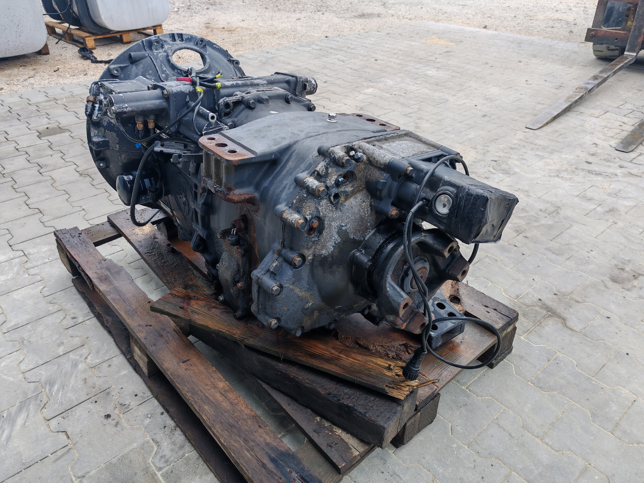 SCANIA GEARBOX / GRS0905 / COMPLETE / WORLDWIDE DELIVERY - Boîte de vitesse: photos 5 SCANIA GEARBOX / GRS0905 / COMPLETE / WORLDWIDE DELIVERY - Boîte de vitesse: photos 5