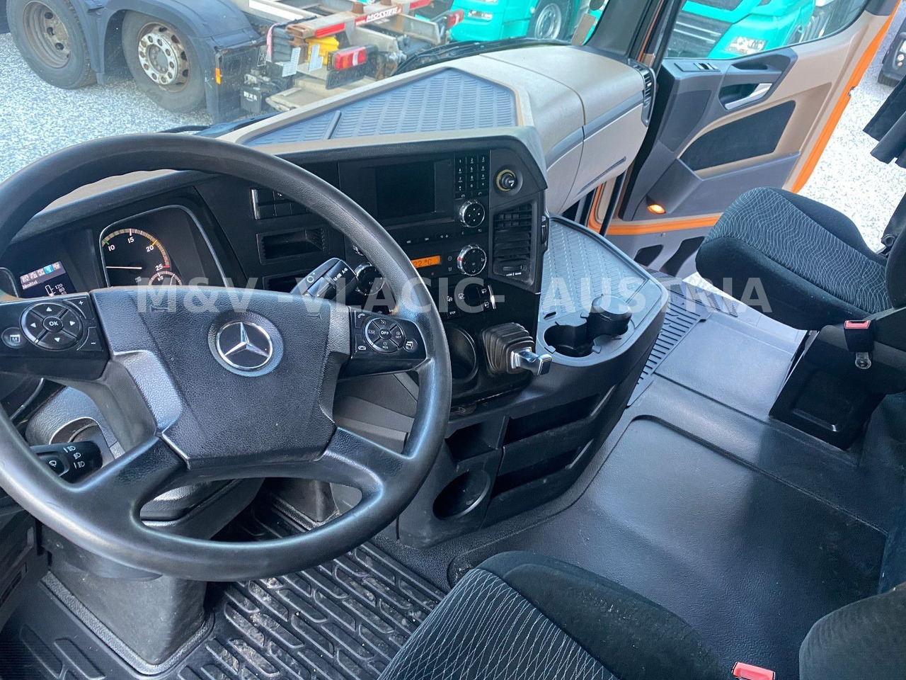 Mercedes-Benz 2542 - Camion porte-conteneur/ Caisse mobile: photos 4 Mercedes-Benz 2542 - Camion porte-conteneur/ Caisse mobile: photos 4