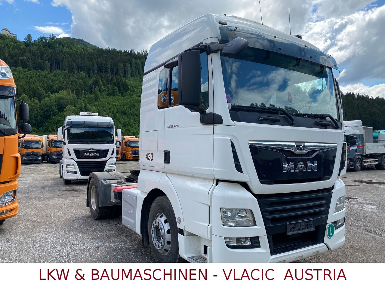 MAN TGX 18.420 (eigengewicht 6939Kg) MAN TGX 18.420 (eigengewicht 6939Kg) - Tracteur routier: photos 2 MAN TGX 18.420 (eigengewicht 6939Kg) MAN TGX 18.420 (eigengewicht 6939Kg) - Tracteur routier: photos 2