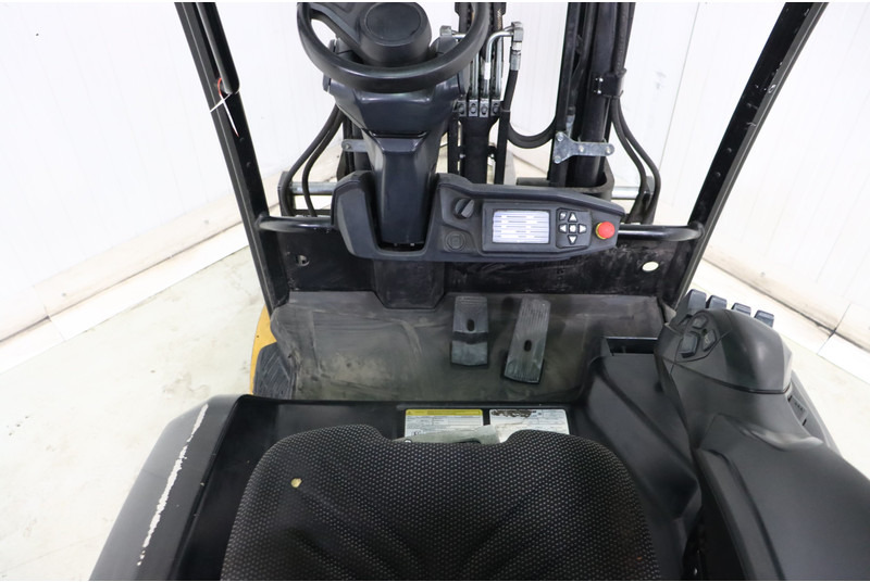 Caterpillar EP16ANT - Chariot élévateur électrique: photos 2 Caterpillar EP16ANT - Chariot élévateur électrique: photos 2