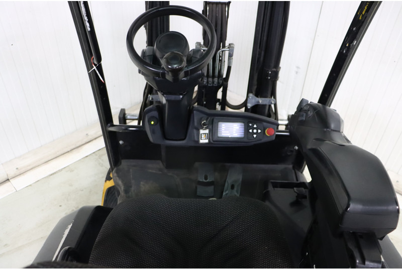 Caterpillar EP16ANT - Chariot élévateur électrique: photos 2 Caterpillar EP16ANT - Chariot élévateur électrique: photos 2