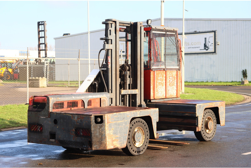 Combilift C4000FSL - Chariot latéral: photos 1 Combilift C4000FSL - Chariot latéral: photos 1