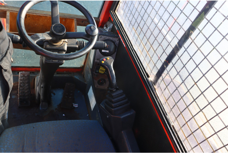 Combilift C4000FSL - Chariot latéral: photos 2 Combilift C4000FSL - Chariot latéral: photos 2